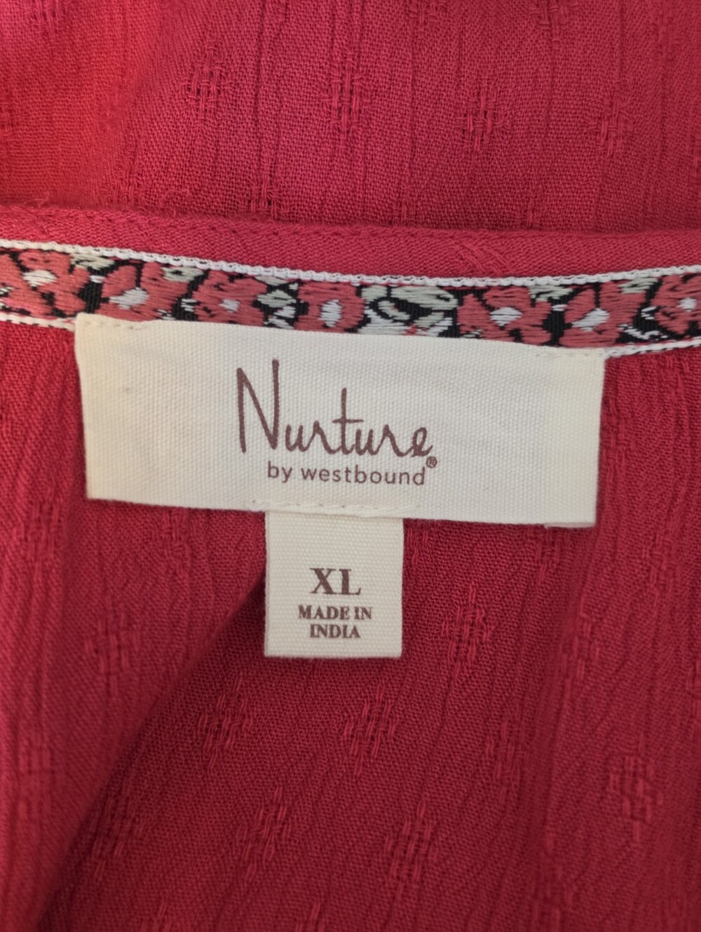 Nurture by Westbound XL Red Embroidered Eyelet Button Front Top❣️ - Picture 4 of 6